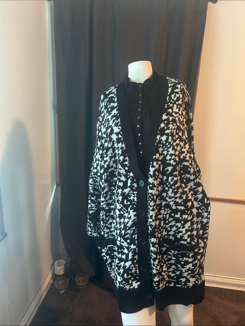 Ava & Viv Black & White Oversized Houndstooth Cardigan Sweater